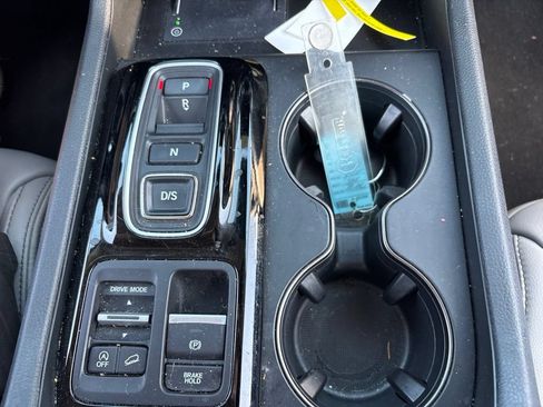 Used 2024 Honda Pilot EX-L image 26