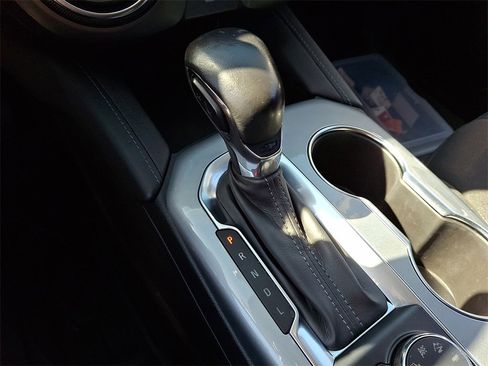 Used 2020 Chevrolet Blazer LT image 15