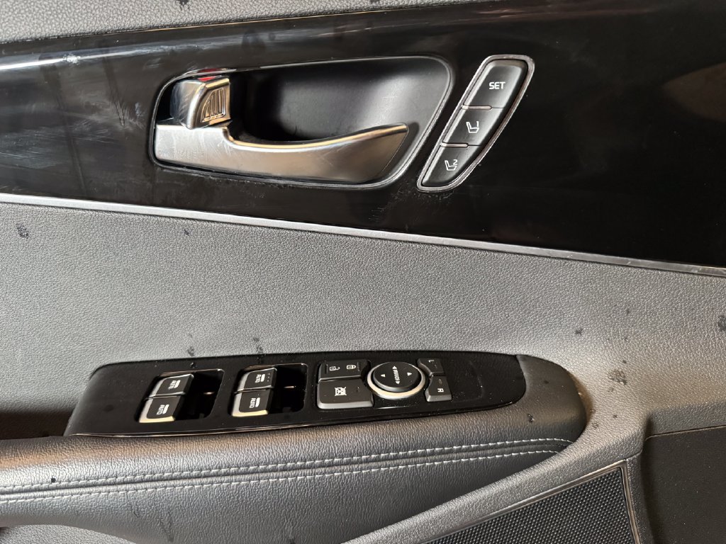 Used 2019 Kia Sorento SX AWD/4WD image 19