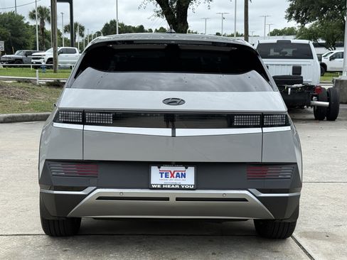 Used 2024 Hyundai Ioniq 5 SEL RWD image 6