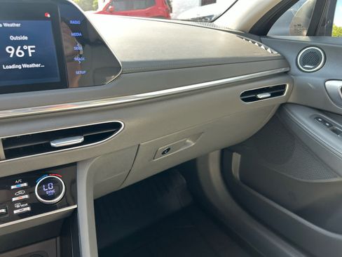 Used 2020 Hyundai Sonata Limited w/ Cargo Package FWD image 20