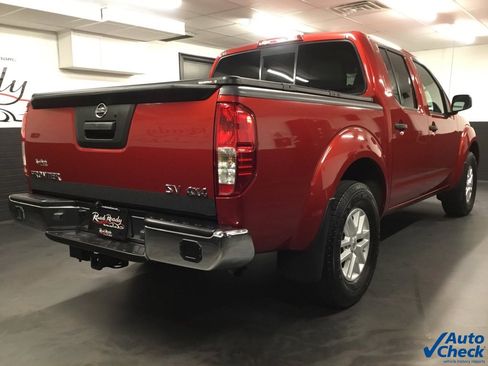 Used 2017 Nissan Frontier SV image 10