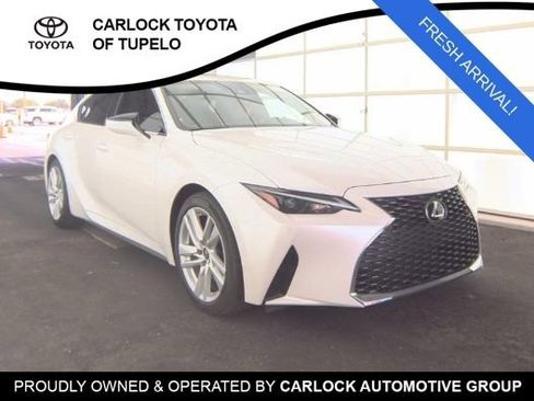 Used 2024 Lexus IS 300 w/ Comfort Package RWD image 3