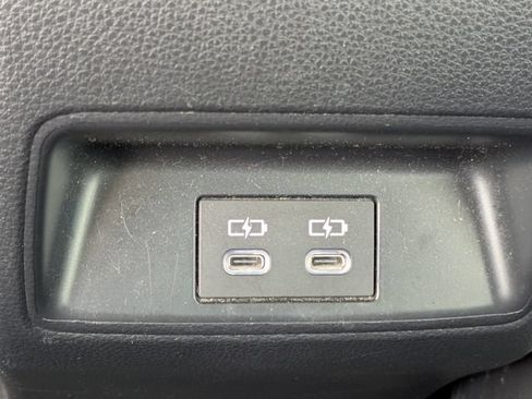 Used 2024 Toyota Corolla LE FWD image 18