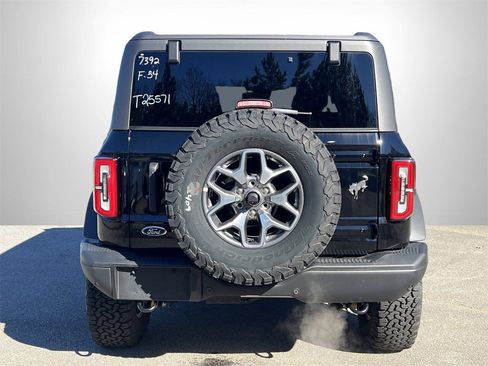 New 2025 Ford Bronco Badlands image 23