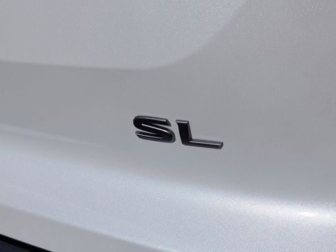 New 2026 Nissan Pathfinder SL FWD image 9