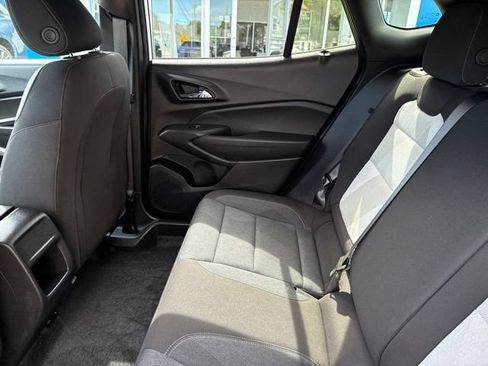 Used 2024 Chevrolet Trax RS w/ Driver Confidence Package FWD image 15