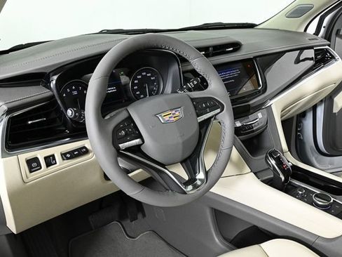 New 2025 Cadillac XT6 Premium Luxury w/ Technology Package image 4