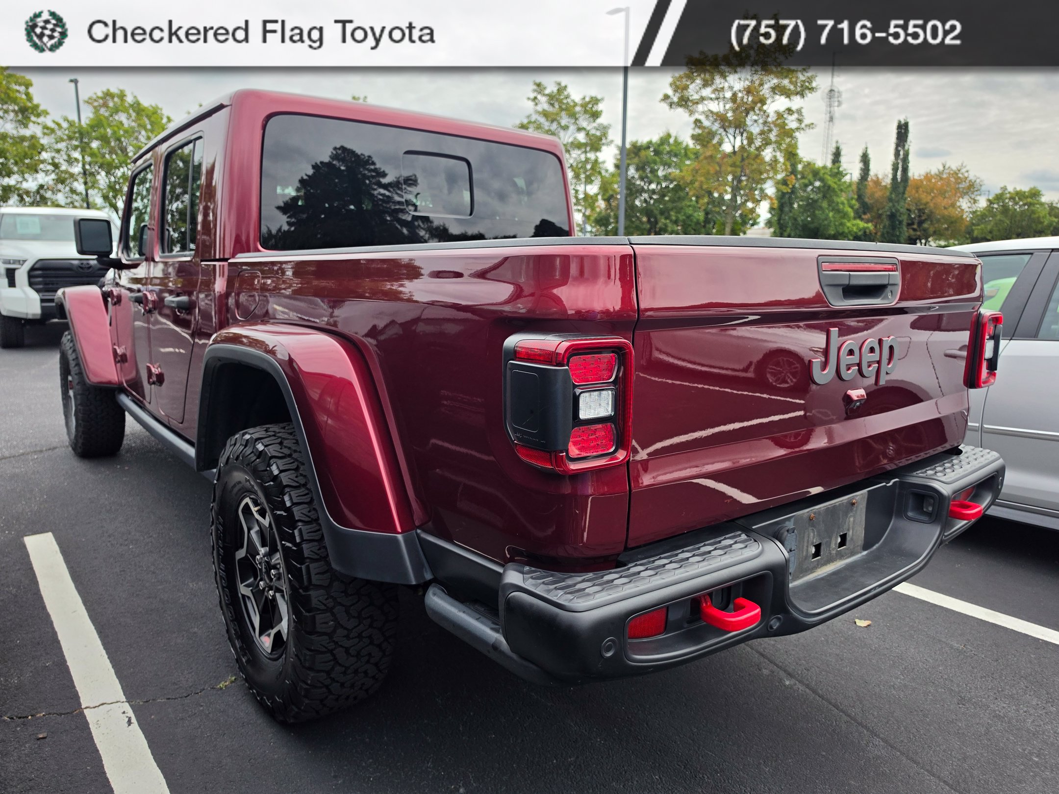 Used 2021 Jeep Gladiator Rubicon AWD/4WD image 4