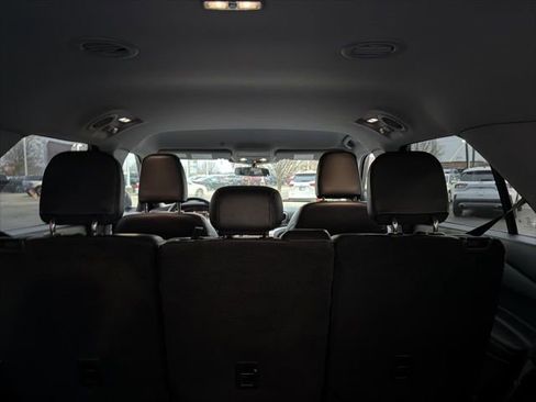 Used 2021 Ford Explorer XLT w/ Equipment Group 202A image 16