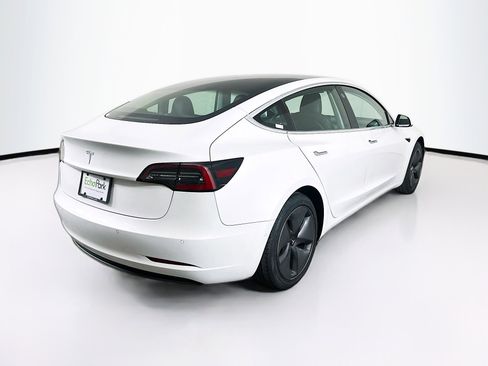 Used 2020 Tesla Model 3 Standard Range Plus image 9
