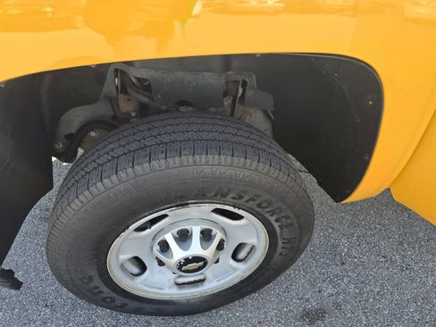 Used 2013 Chevrolet Silverado 2500 W/T AWD/4WD image 48