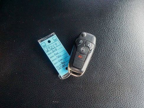 Used 2018 Ford F250 Lariat w/ Lariat Value Package image 35