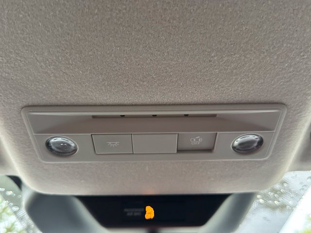 Certified 2025 Nissan Kicks SV AWD/4WD image 35