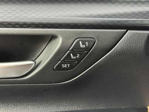 Used 2025 Toyota Grand Highlander AWD Hybrid image 18