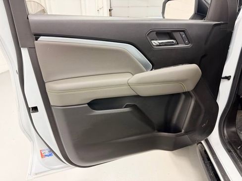 Certified 2024 Chevrolet Colorado ZR2 w/ Technology Package image 22