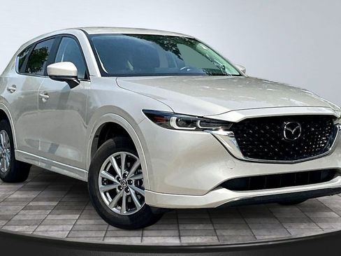 Used 2024 MAZDA CX-5 AWD 2.5 S w/ Select Package image 3