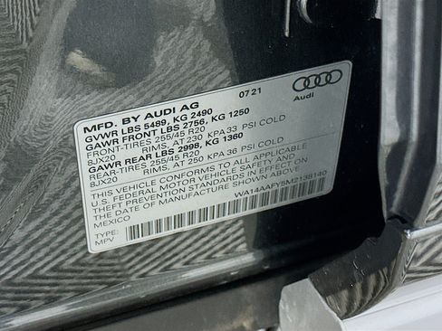 Used 2021 Audi Q5 2.0T Premium w/ Convenience Package image 12
