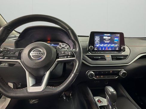Used 2021 Nissan Altima 2.5 SR w/ SR Premium Package AWD/4WD image 20