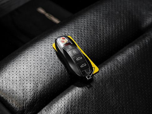 Used 2022 Porsche 718 Cayman image 54