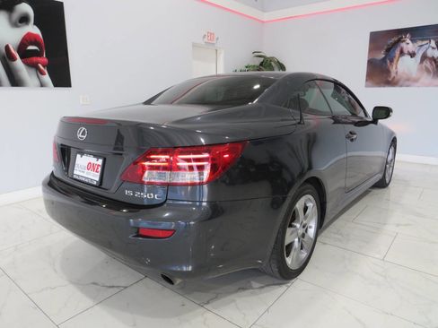 Used 2010 Lexus IS 250C image 5