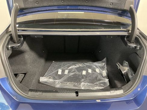 Certified 2025 BMW 530i w/ Premium Package image 30