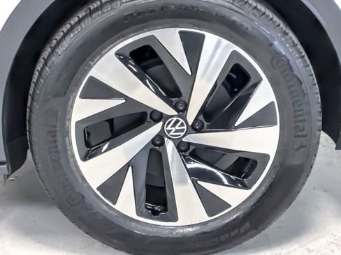 New 2026 Volkswagen ID.4 Pro RWD image 25