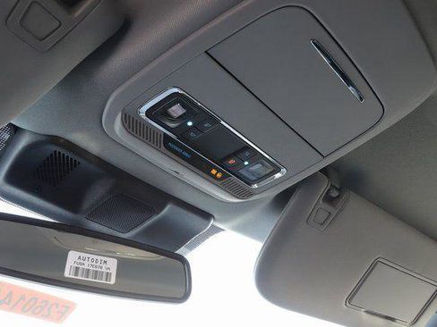 New 2026 Ford F350 Lariat w/ Black Appearance Package image 39