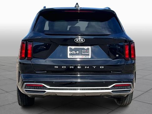Used 2021 Kia Sorento S w/ Panoramic Sunroof Package image 4