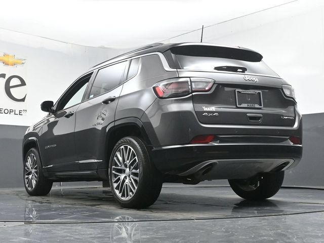 Used 2023 Jeep Compass Limited w/ Elite Group AWD/4WD image 5