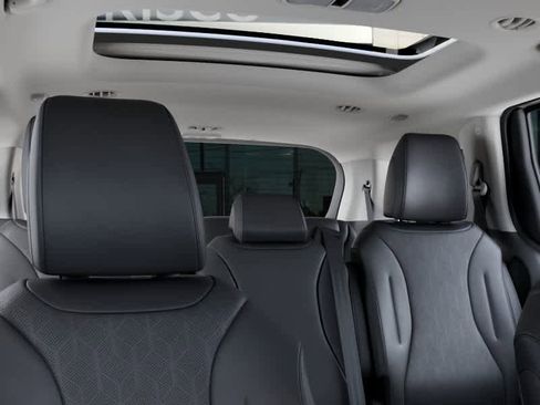 New 2026 Kia Carnival SX FWD image 27