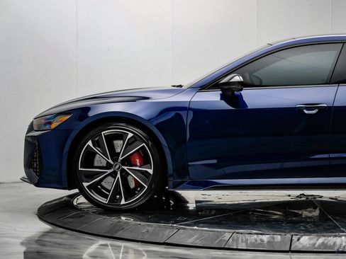 Used 2021 Audi RS 7 Sportback w/ Carbon Optic Package AWD/4WD image 8