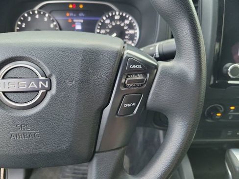 Used 2022 Nissan Frontier S RWD image 16