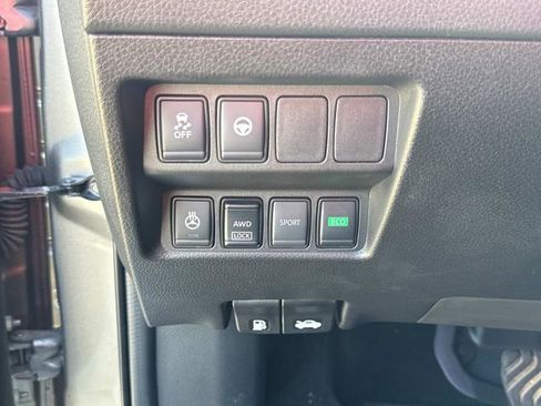 Used 2022 Nissan Rogue Sport SL image 27