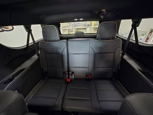 Used 2026 GMC Yukon XL Elevation AWD/4WD image 13