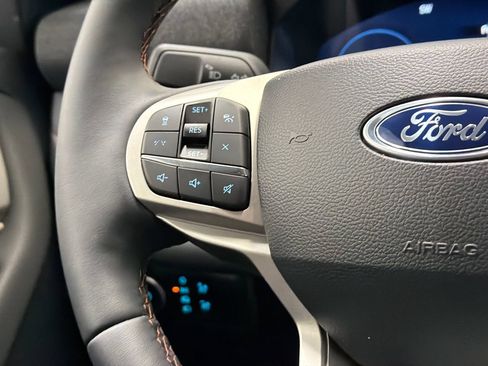 New 2026 Ford Explorer Active w/ Active Comfort Package AWD/4WD image 22
