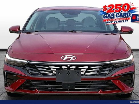 Used 2024 Hyundai Elantra Limited FWD image 3