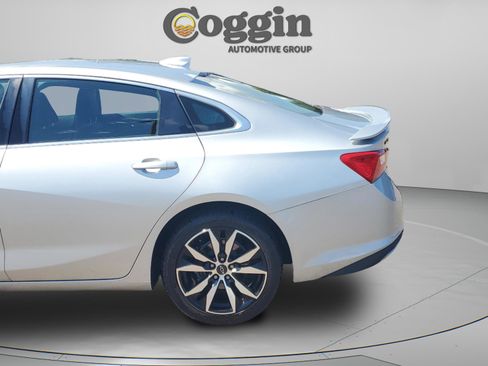 Used 2021 Chevrolet Malibu RS image 32