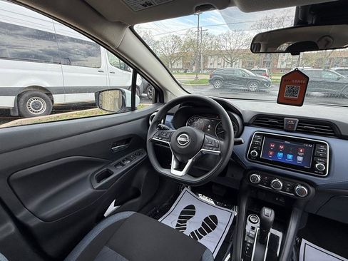 Used 2024 Nissan Versa SV image 12