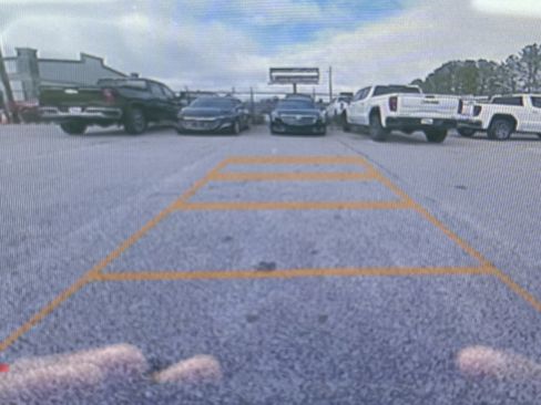 Used 2024 Chevrolet Malibu LT image 30