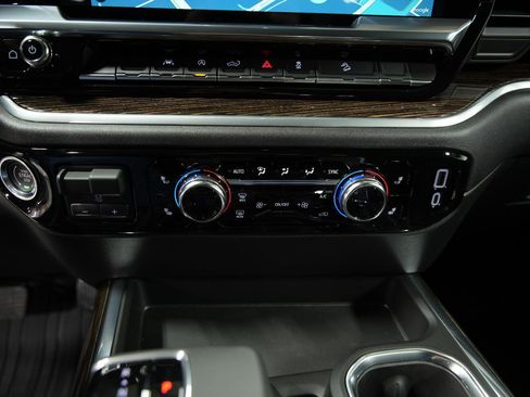 New 2026 GMC Sierra 1500 Elevation AWD/4WD image 34