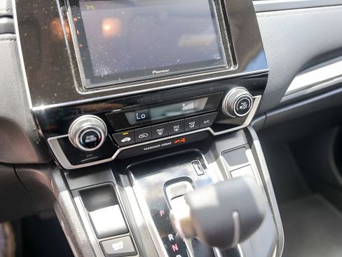 Used 2019 Honda CR-V LX image 17