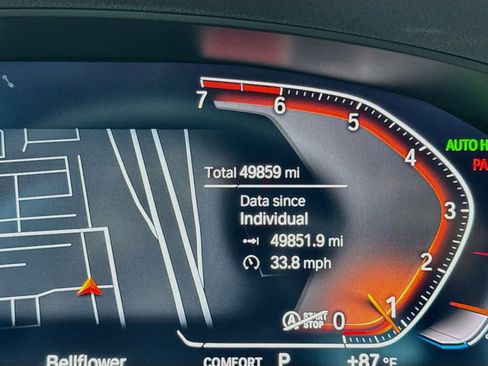 Used 2023 BMW 530i w/ Premium Package RWD image 8
