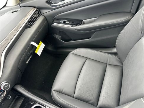 New 2025 Nissan Altima 2.5 SL image 25