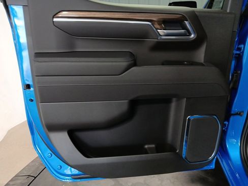 New 2026 Chevrolet Silverado 1500 LT Trail Boss w/ Dark Appearance Package image 17