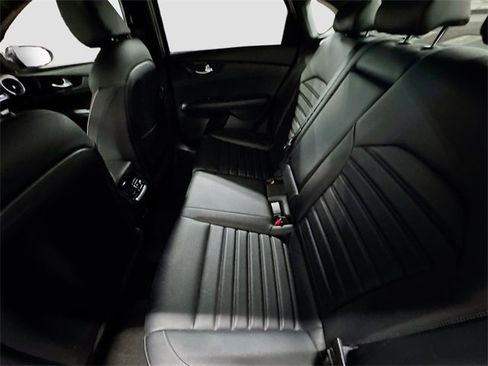 Used 2023 Kia Forte GT-Line w/ GT-Line Premium Package image 27