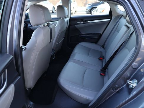 Used 2016 Honda Civic Touring image 11