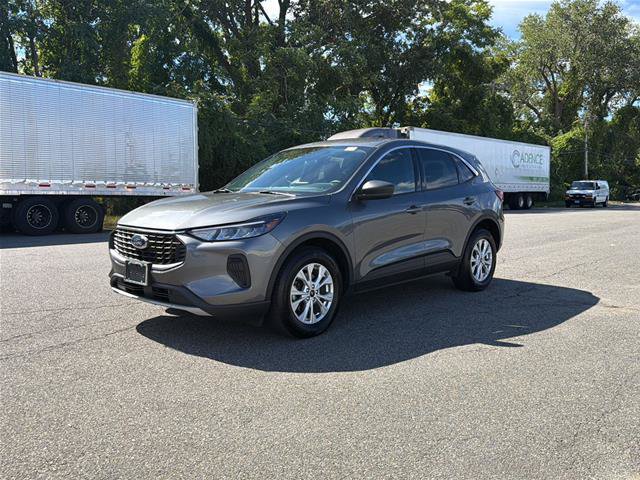 Certified 2023 Ford Escape Active AWD/4WD image 1