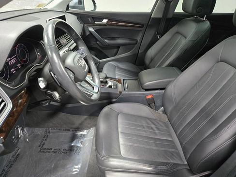 Used 2019 Audi Q5 2.0T Premium Plus w/ Premium Plus Package image 9