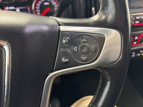 Used 2014 GMC Sierra 1500 SLT w/ SLT Crew Cab Value Package image 33